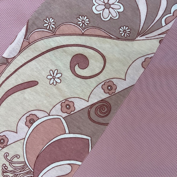 Women's floral print two-piece suit: short sleeve top & asymmetrical skirt - Picture 4 of 6